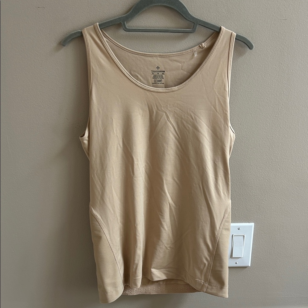 Tommie Copper Lower Back Support Tank in Nude Size XL